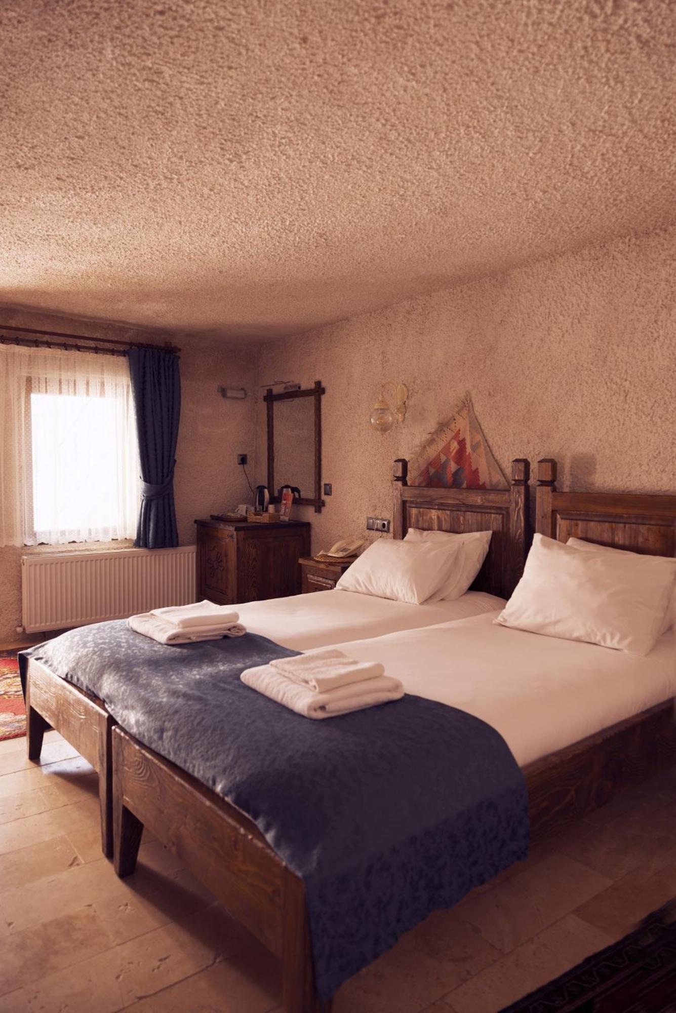 Goereme Stone Age Apartment ภายนอก รูปภาพ