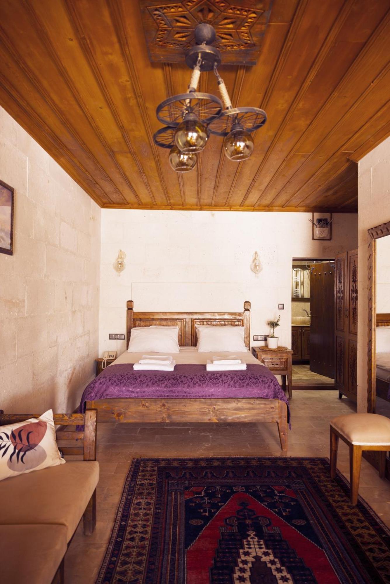 Goereme Stone Age Apartment ภายนอก รูปภาพ