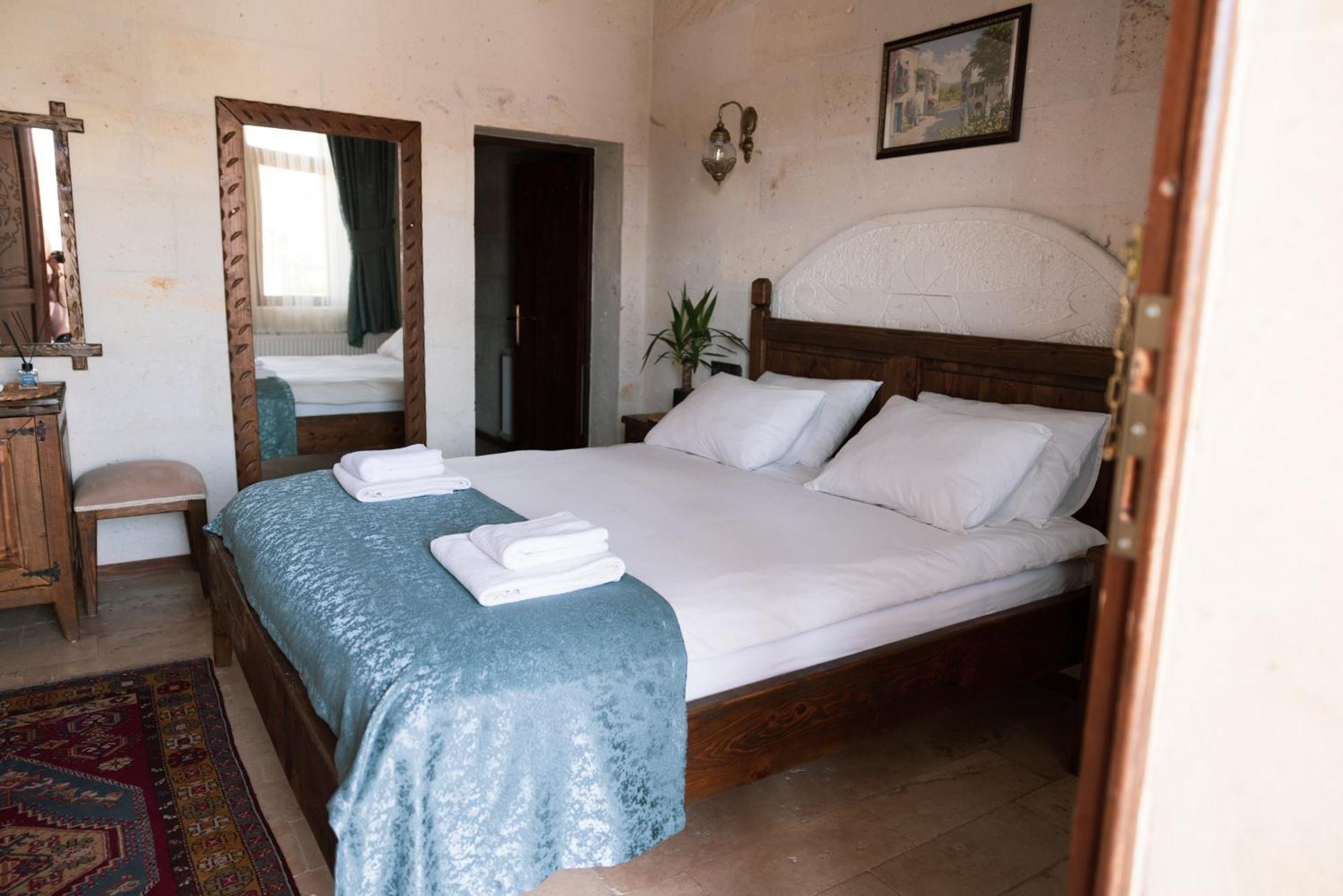 Goereme Stone Age Apartment ภายนอก รูปภาพ