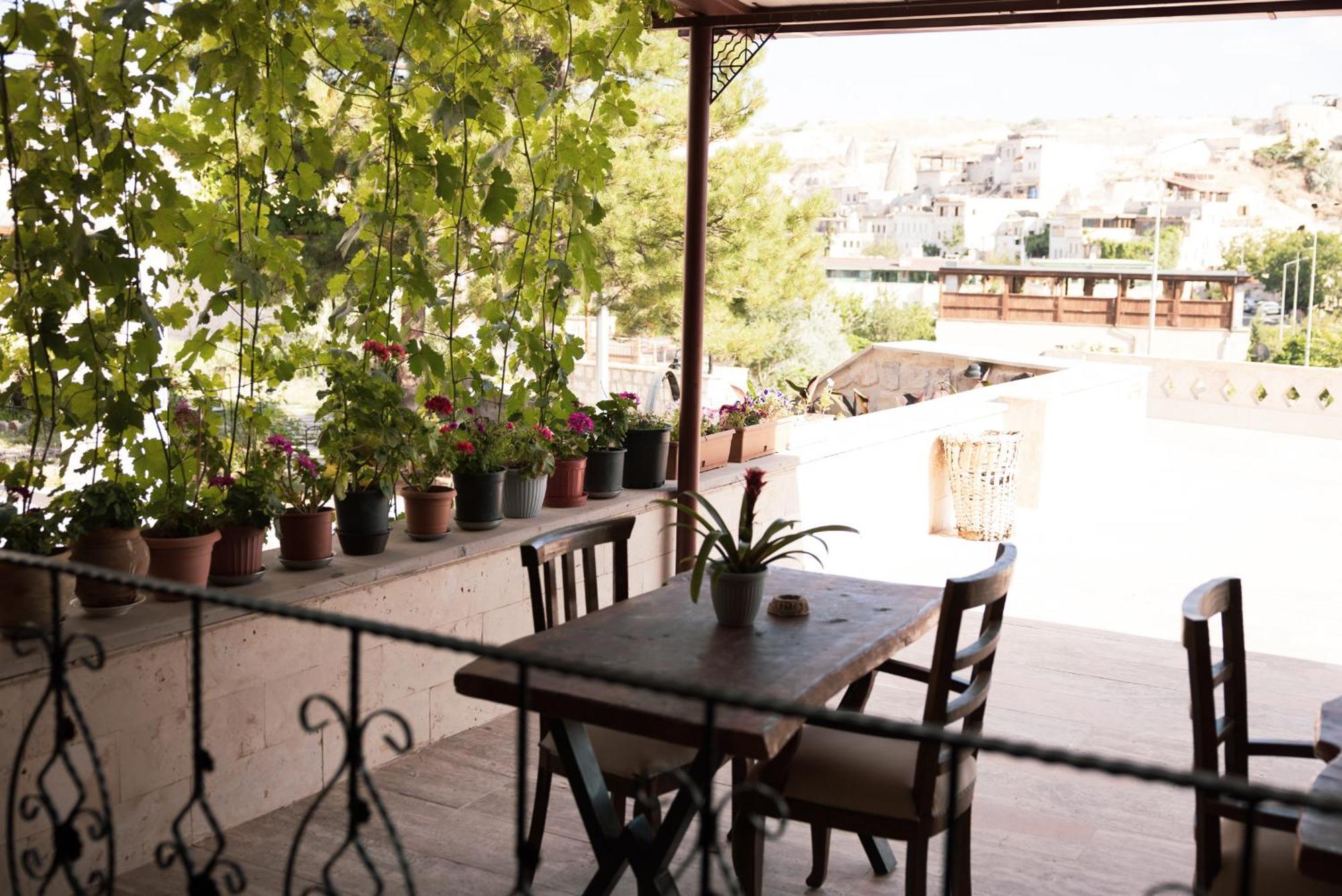 Goereme Stone Age Apartment ภายนอก รูปภาพ